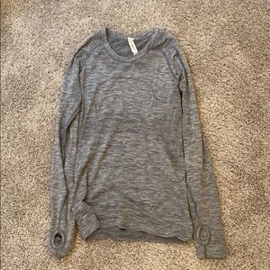 Grey long sleeve Lululemon swiftly tech shirt